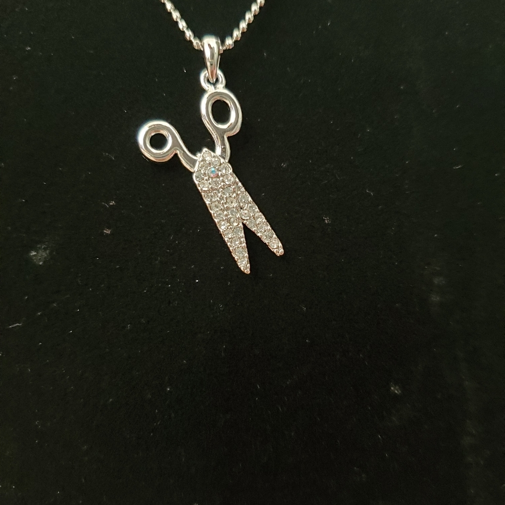 New Sam Moon Rhinestone Scissors Necklace - Picture 2 of 3